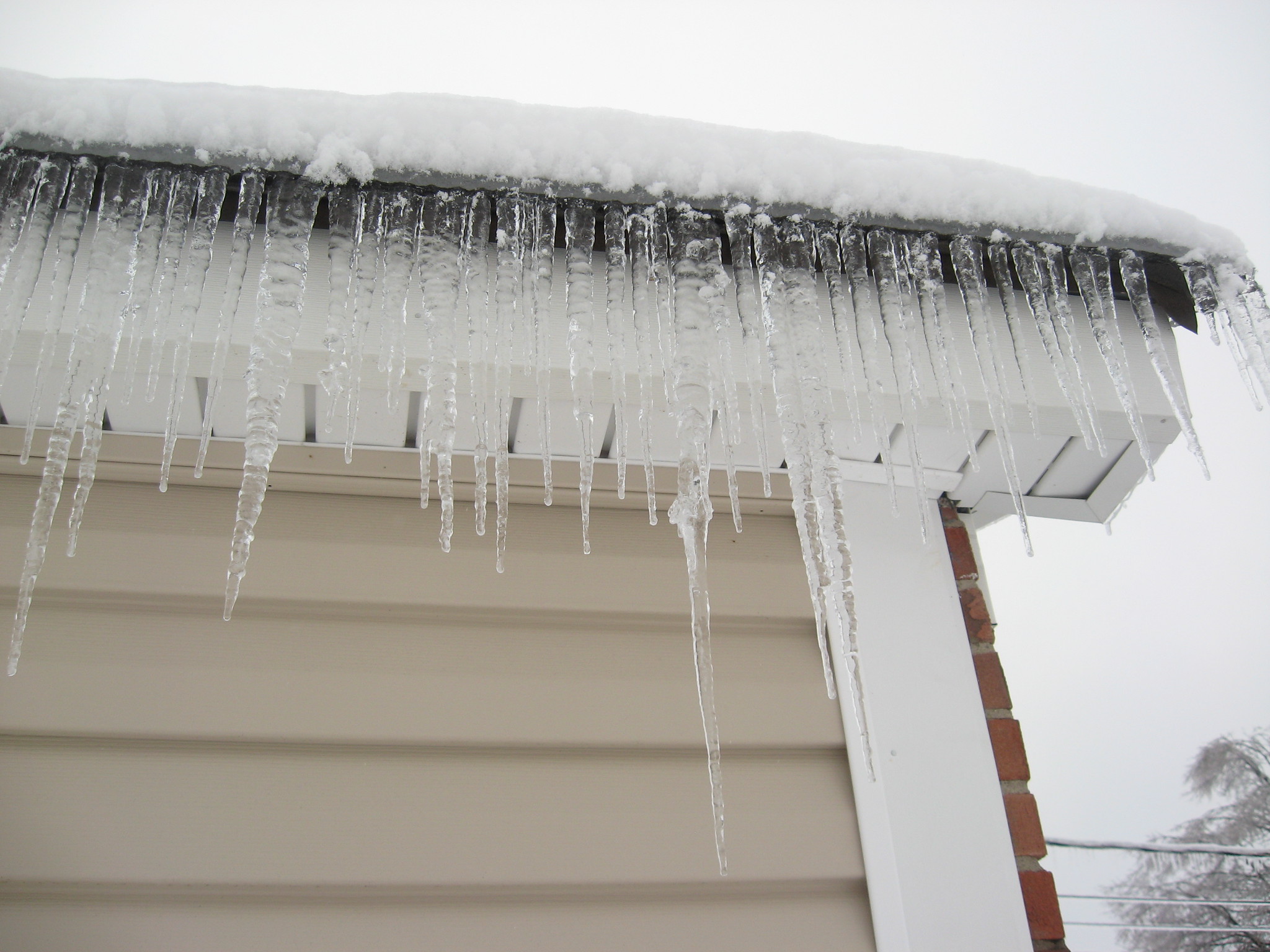 Simple Fixes to Get Your Home Ready for Winter